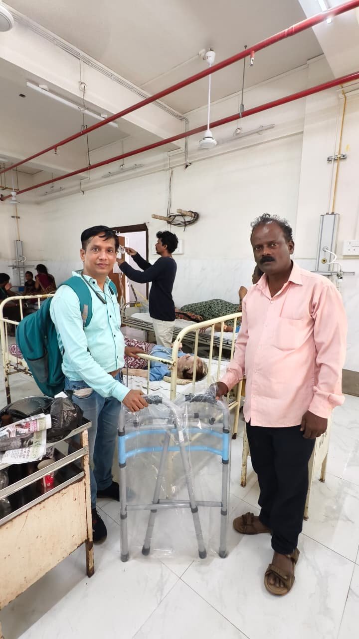 Walker being handed over to a patient inside JJ Hospital Mumbai